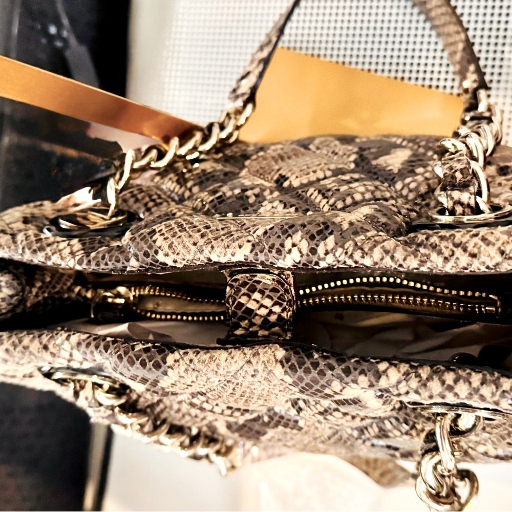 Kate Spade Quilted Maryanne Snakeskin embossed Handbag with dust bag EUC $378 - Picture 12 of 15